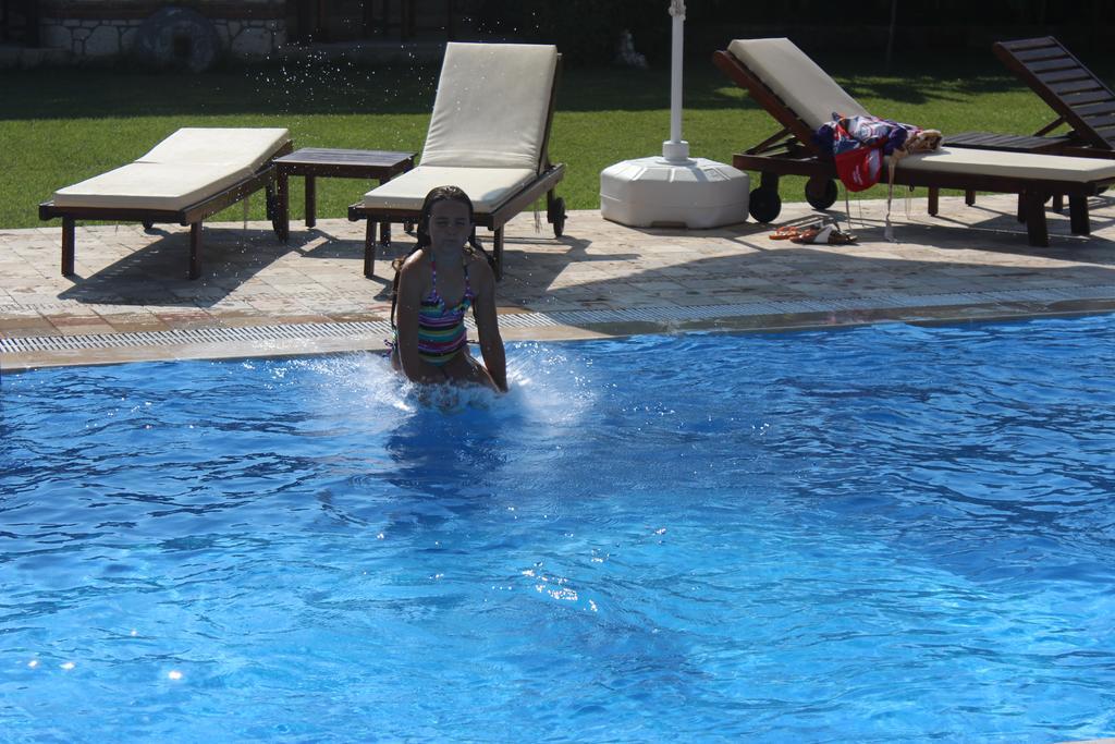 Alacati Koclu Konagi Hotel Екстер'єр фото